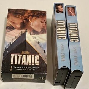 Titanic VHS Box Set 2 Tapes THX Widescreen Leonardo DiCaprio Kate Winslet